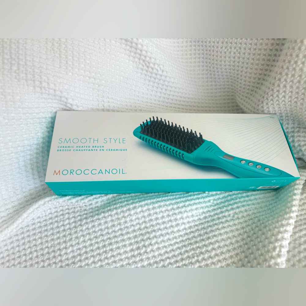 Moroccan oil heated styling brush new